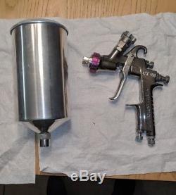 Anest Iwata Basecoat HVLP Spray Gun LPH400-LV with Cup 1.4 Tip and 3m pps adapter