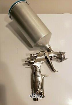 Anest Iwata LS-400 Pininfarina HVLP Paint Spray Gun 1.4 Tip