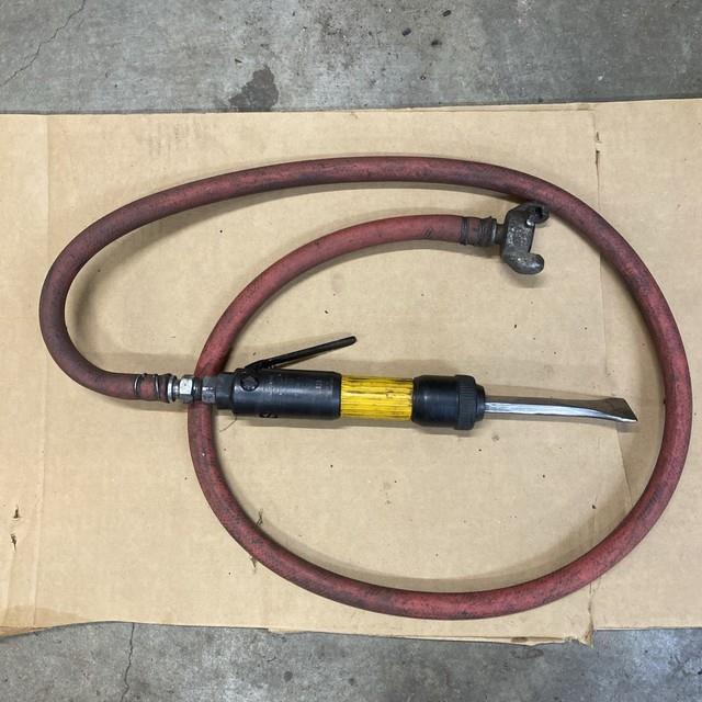 Atlas Copco Rrc13b Industrial Pneumatic Chisel Air Tool With Hose Mpn 4670925