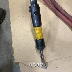 Atlas Copco RRC13B Industrial Pneumatic Chisel Air Tool with Hose MPN 4670925