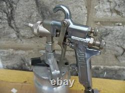 Binks 2001 Professional Paint Spray Gun With Sharpe Pressure Gauge DevilBiss Can