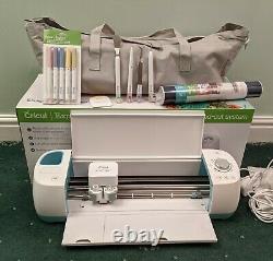 CRICUT EXPLORE AIR MACHINE IN ORIGINAL BOX WIRELESS with tools and accessories