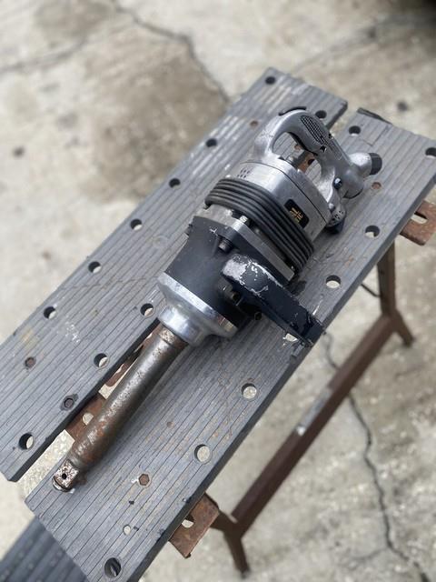 Central Pneumatic Cp 1 In. Industrial Pinless Air Impact Wrench Tool 2000 Lb Tor