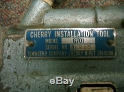 Cherry Max Riveter G701