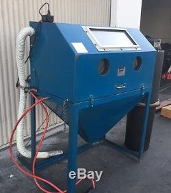 Cyclone MDL-4224 Full Top-Opening Blast Cabinet Value Package with Dust Collector