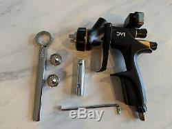 Devilbiss DV1 704520 Clear Coat Gun Used, Like new