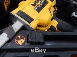 Dewalt DCN692M1 Cordless Nailer Power Tool 633666 E15