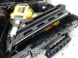 Dewalt DCN692M1 Cordless Nailer Power Tool 633666 E15