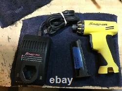 Good used Snap-on CTL561CLY 7.2v screw driver set