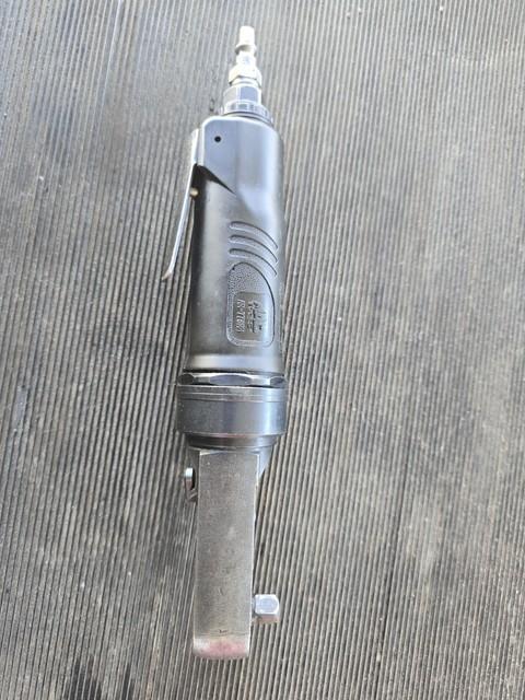 Good Working Mac Tools Ar778a 3/8 Air Ratchet Wrench. 2