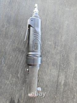 Good working Mac Tools AR778A 3/8 Air Ratchet Wrench. 2