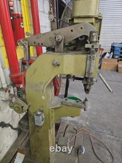 Hc-8re Riveting Machine (mini Type) Used Still Works Good