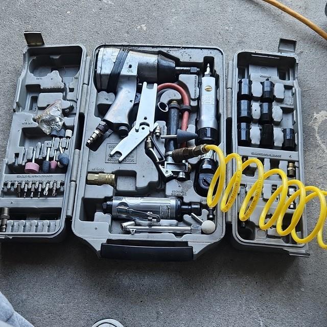 Hurricane Air Tool Kit Impact Wrench, Die Grinder, Ratchet, Sockets, Bits, Case
