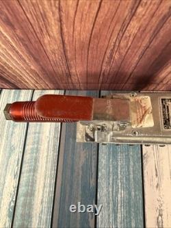 Hutchins 2023 Straight Line Air Sander 2-3/4x8 In PSA 4.4 CFM 3000 SPM USED