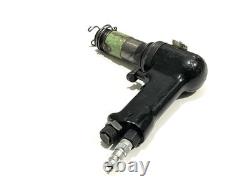 Ingersoll Rand AVC12 pneumatic Rivet Gun. 401 Shank