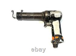 Ingersoll Rand AVC13 pneumatic Rivet Gun. 401 Shank