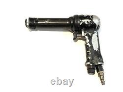 Ingersoll Rand AVC13 pneumatic Rivet Gun. 401 Shank