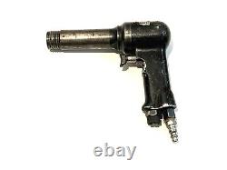 Ingersoll Rand AVC13 pneumatic Rivet Gun. 401 Shank