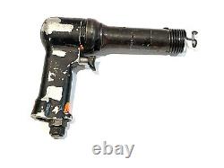 Ingersoll Rand AVC13 pneumatic Rivet Gun. 401 Shank