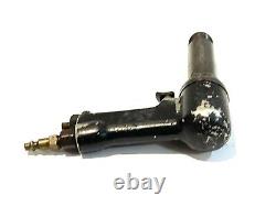 Ingersoll Rand AVC13 pneumatic Rivet Gun. 401 Shank