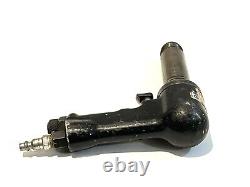 Ingersoll Rand AVC13 pneumatic Rivet Gun. 401 Shank