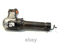 Ingersoll Rand AVC13 pneumatic Rivet Gun. 401 Shank