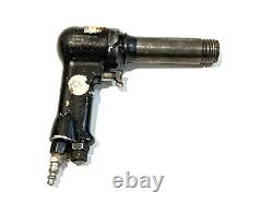 Ingersoll Rand AVC13 pneumatic Rivet Gun. 401 Shank