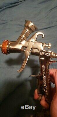 Iwata Lph 400 1.3 Spray Gun Like New