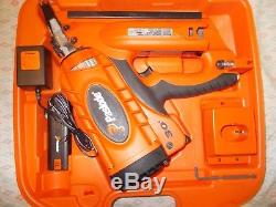 Lightly Used Paslode CF325 Cordless 30 Degree Framing Nailer 902200