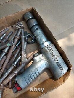 Lot of 2 Snap On PH3050 Pneumatic Air-Hammer Bundle with Chisels Bits