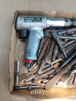 Lot of 2 Snap On PH3050 Pneumatic Air-Hammer Bundle with Chisels Bits