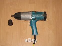 Makita 6906 Schlagschrauber 3/4 Zoll 600 Nm LKW Werkstatt