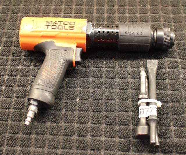 Matco Mt2916 Long Barreled Air Hammer With3 Bits No Case (t30777)