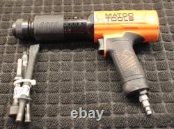 Matco MT2916 Long Barreled Air Hammer with3 bits no case (T30777) Matco MT2916 Long Barreled Air Hammer with3 bits no case (T30777)