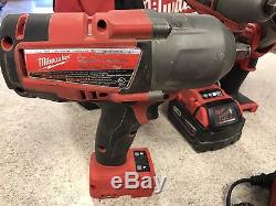 Milwaukee M18 Cordless 1/2 and 3/8 Drive Impact Wrench Combo Kit 1 Battery