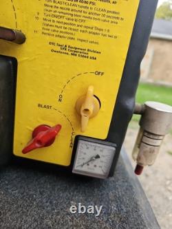 OTC Tools Intake valve and port carbon cleaner, With universal port block off
