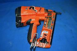 Paslode 902400 Cordless 16g Angled Finish Nailer iM250A GREAT CONDITION USED