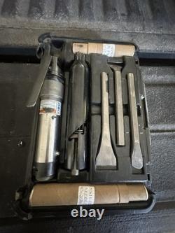 Pneumatic Needle Scaler Kit Ingersoll Rand IR-182 Save $100's Retails For $739