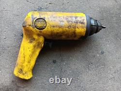 Pneumatic Stud Guns Pneumatic Stud Guns