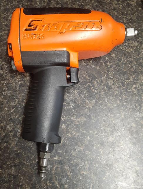 (ri4) Snap-on Tools 1/2 Drive Air Impact Gun Wrench Mg725 Pneumatic Tool