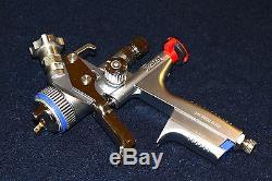 SATA JET 5000 B RP 1,3 1.3 TIP SPRAY GUN BEAUTIFUL with ADAM 2 DOCK / PROTECTOR