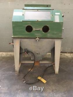 Sand Blasting Cabinet With Stand