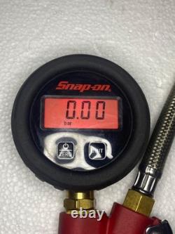 Snap-On Digital Tire Inflator with Pressure Gauge TPGDL2000 Red