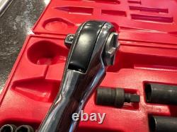Snap On FAR70B 3/8 Drive Air Ratchet With Case & Impact Sockets Not Working 70's