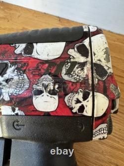Snap-On Limited Edition Skull Print 1/2 Pneumatic Impact Wrench MG725 USED Snap-On Limited Edition Skull Print 1/2 Pneumatic Impact Wrench MG725 USED