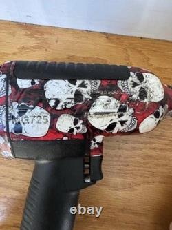 Snap-On Limited Edition Skull Print 1/2 Pneumatic Impact Wrench MG725 USED Snap-On Limited Edition Skull Print 1/2 Pneumatic Impact Wrench MG725 USED