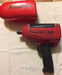 Snap-On MG1250 3/4 Drive Impact Wrench With Cover