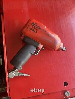 Snap On MG725 1/2 Inch Drive Heavy Duty Air Impact Wrench With Boot Cover