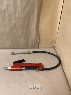 Snap-On TGIFS1 Tire Inflator Red Billet Aluminum Magnified Sight Glass Tool-Red Snap-On TGIFS1 Tire Inflator Red Billet Aluminum Magnified Sight Glass Tool-Red