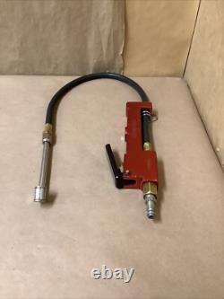 Snap-On TGIFS1 Tire Inflator Red Billet Aluminum Magnified Sight Glass Tool-Red Snap-On TGIFS1 Tire Inflator Red Billet Aluminum Magnified Sight Glass Tool-Red